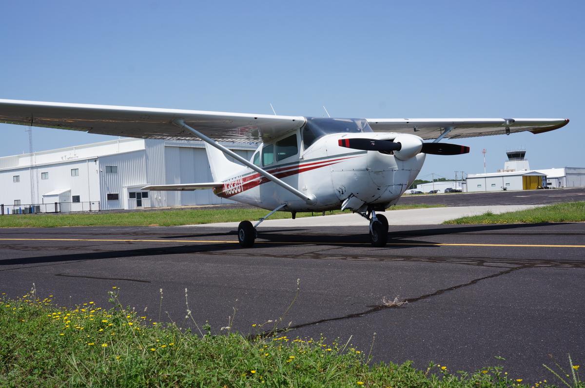 1964 Cessna 210D Photo 2