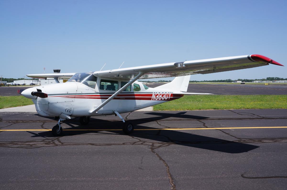 1964 Cessna 210D Photo 2