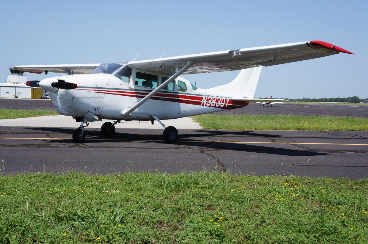 1964 Cessna 210D Photo 5