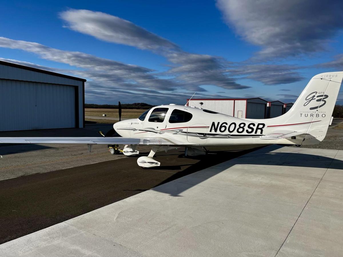 2007 Cirrus SR22-G3 Turbo Photo 2