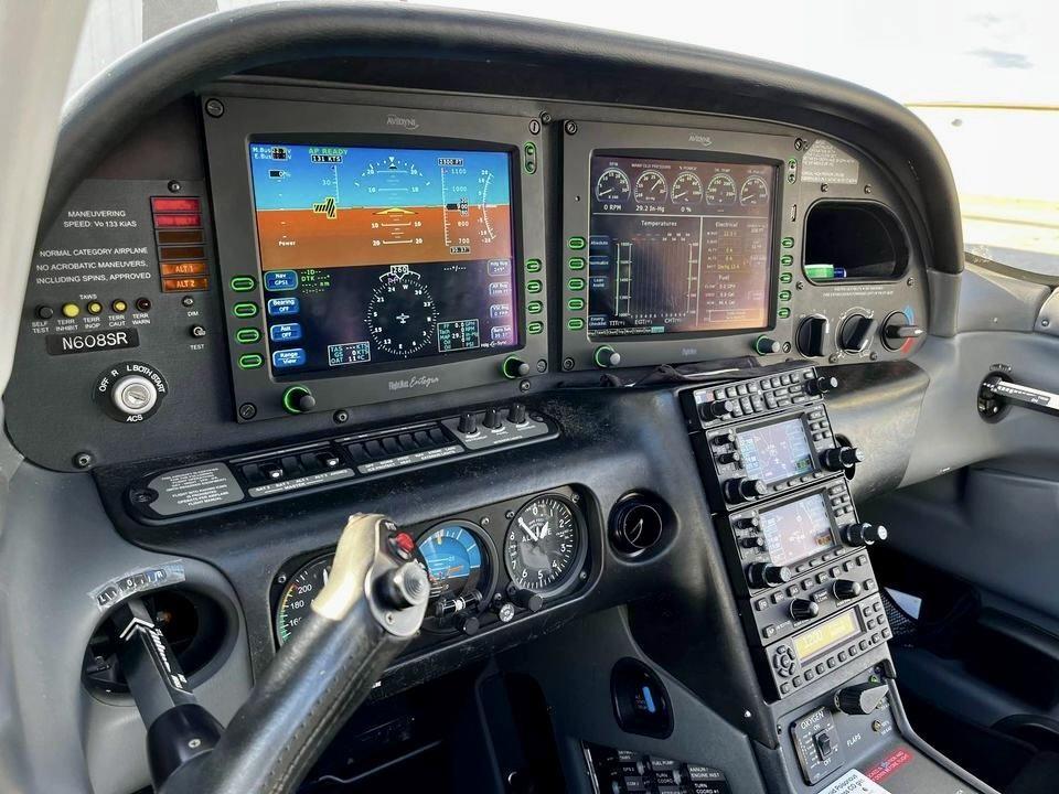 2007 Cirrus SR22-G3 Turbo Photo 4