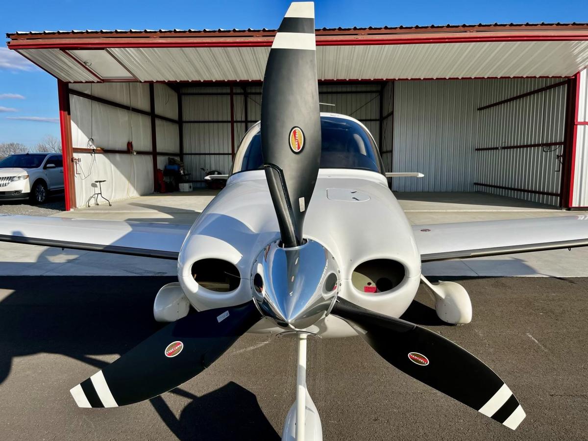 2007 Cirrus SR22-G3 Turbo Photo 2