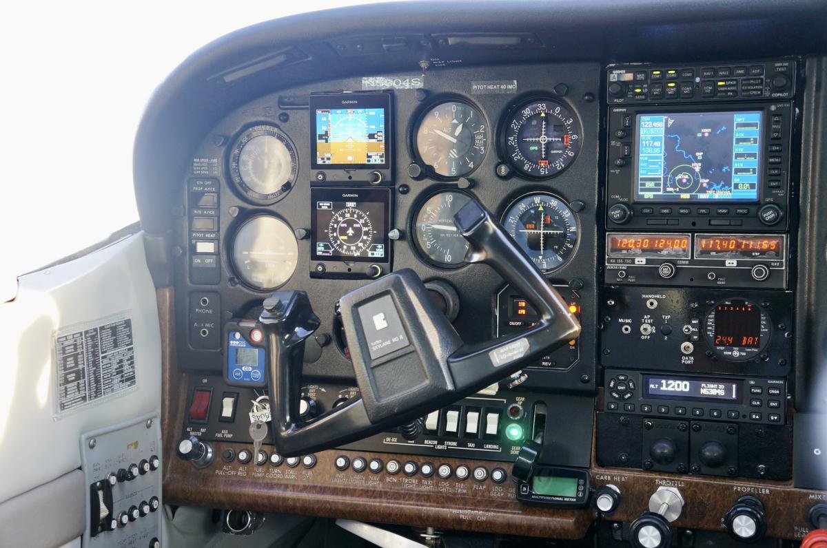 1980 Cessna 182R Skylane Photo 5