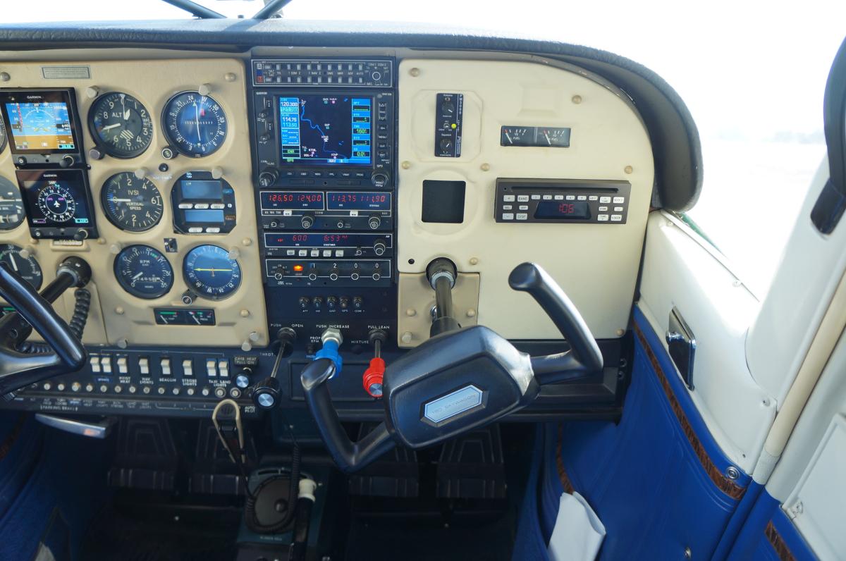 1977 Cessna 180 Photo 3