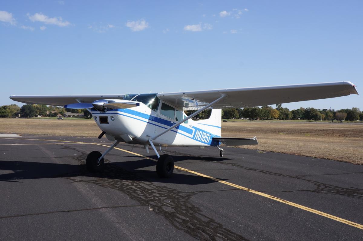 1977 Cessna 180 Photo 2