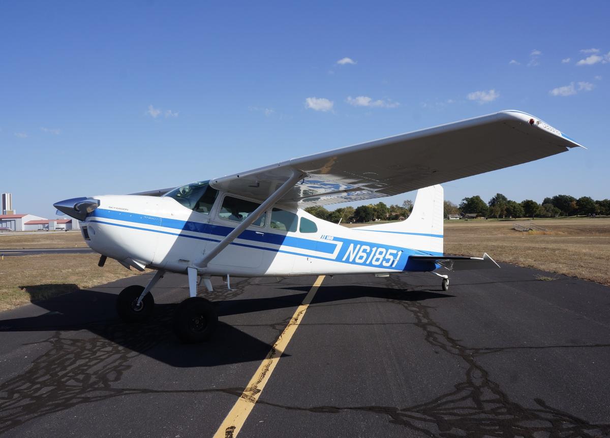 1977 Cessna 180 Photo 2