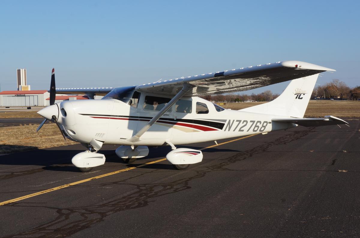 2001 Cessna Turbo 206H Stationair Photo 6