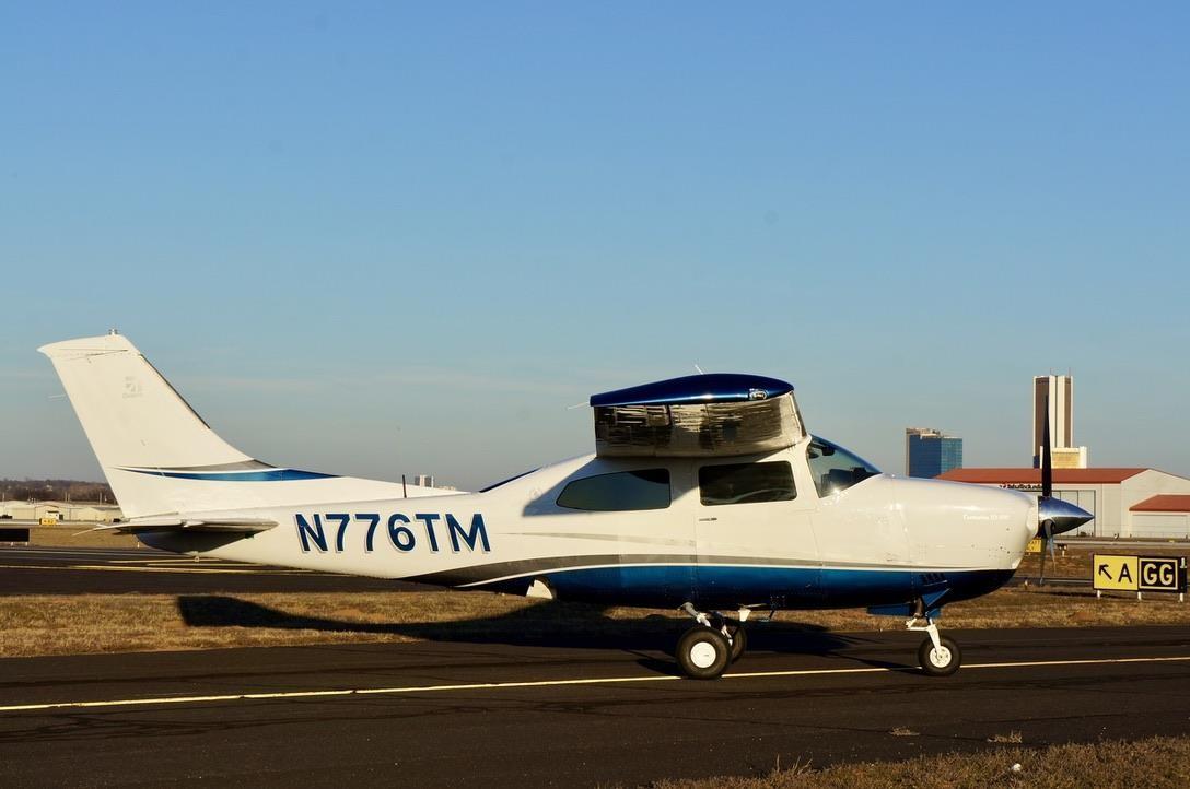 1976 Cessna Turbo 210L Photo 5