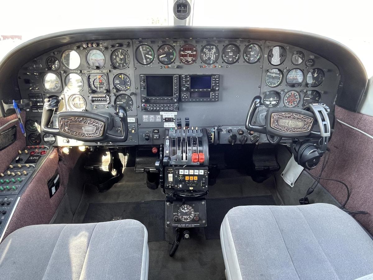 1974 Cessna 421B Photo 2