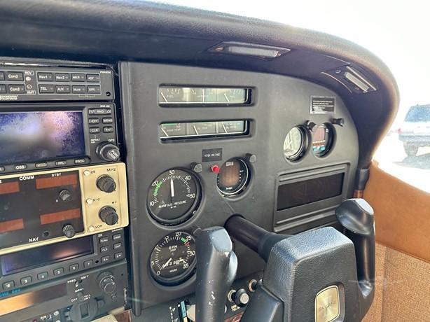 1976 CESSNA 182P SKYLANE Photo 2