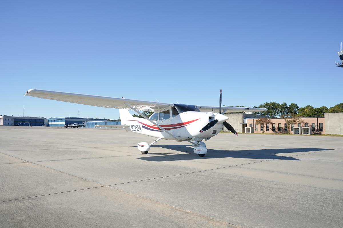 1999 CESSNA 182S Photo 5