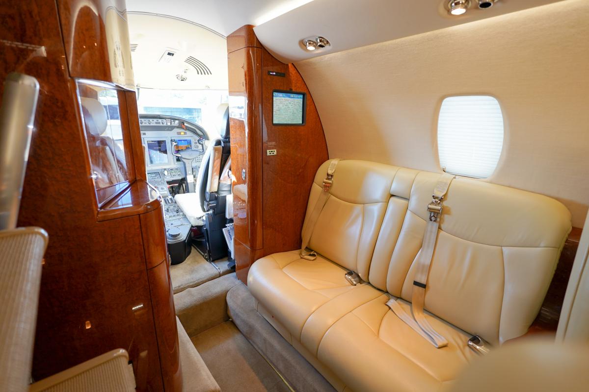 2011 CITATION XLS+ Photo 2