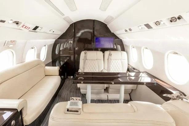 1998 DASSAULT FALCON 2000 Photo 5