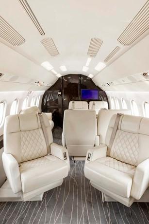 1998 DASSAULT FALCON 2000 Photo 2