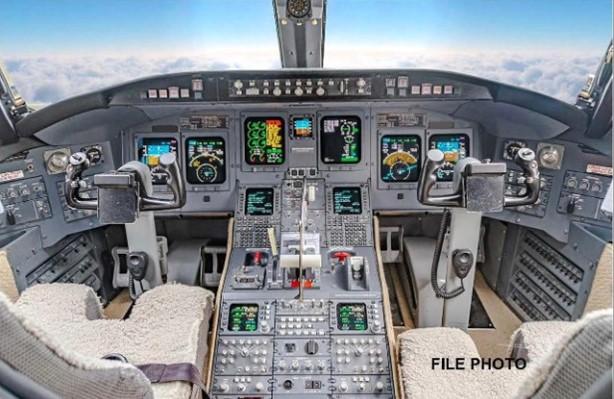 2014 BOMBARDIER CHALLENGER 850ER Photo 4