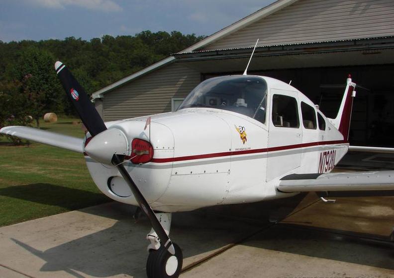 1966 Beechcraft Musketeer Super 3 Photo 2