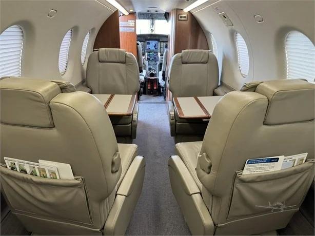 2013 PILATUS PC-12 NG Photo 4