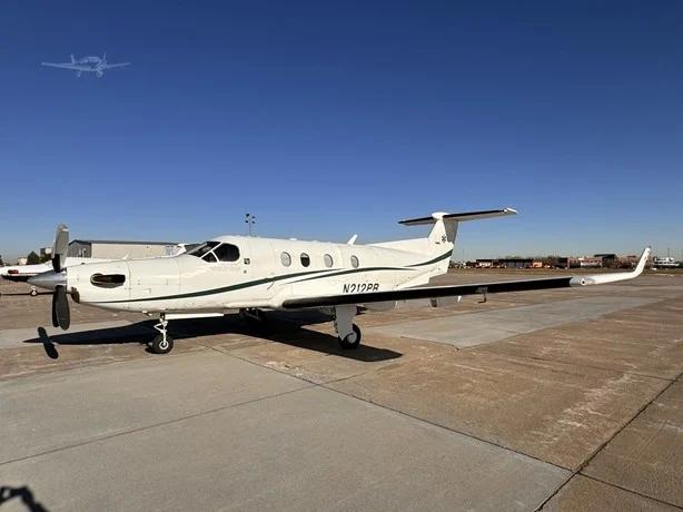 1998 PILATUS PC-12/45 Photo 2