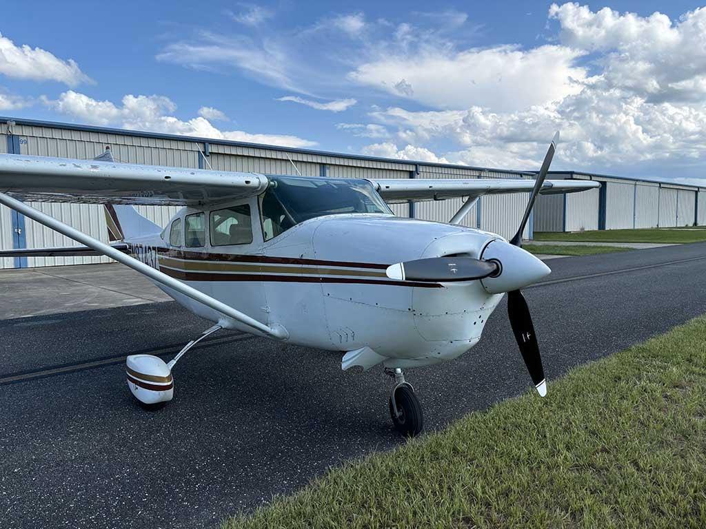 1968 Cessna 206 Photo 2