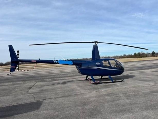 2021 ROBINSON R44 RAVEN II Photo 2