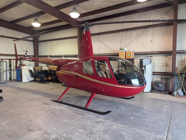 2021 ROBINSON R44 RAVEN II Photo 3