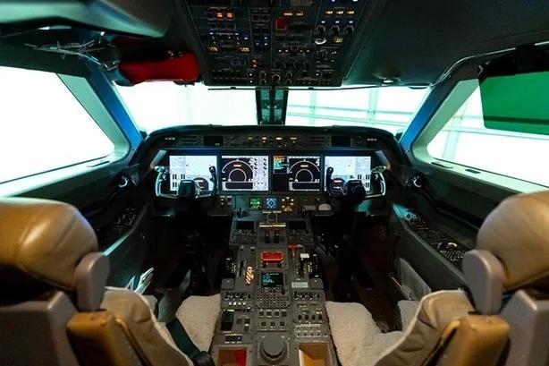 2012 GULFSTREAM G550 Photo 7