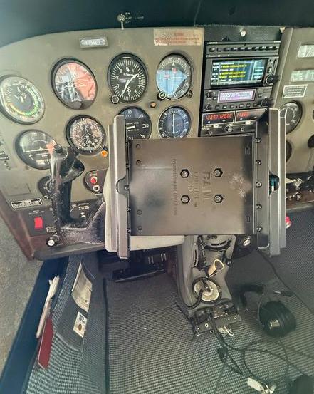 1974 CESSNA 182P SKYLANE Photo 6