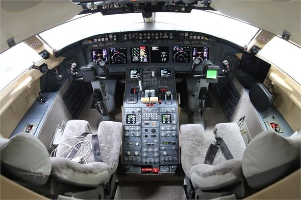 2007 BOMBARDIER CHALLENGER 604 Photo 6