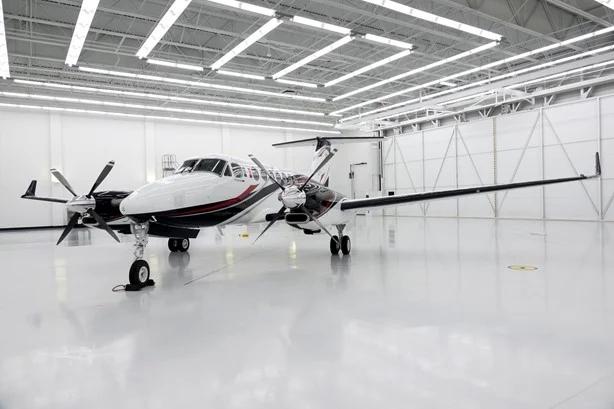 2022 BEECHCRAFT KING AIR 360 Photo 2