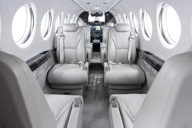 2022 BEECHCRAFT KING AIR 360 Photo 4