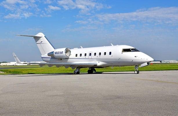 1989 BOMBARDIER CHALLENGER 601-3A Photo 2