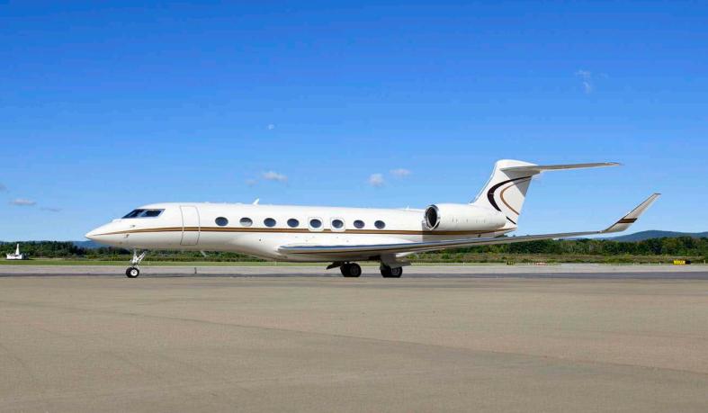 2015 Gulfstream G650ER Photo 2