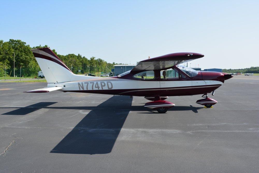 1968 Cessna Cardinal 177A Photo 2