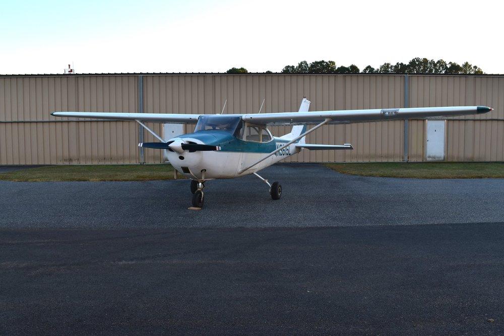 1965 Cessna 172G Photo 3