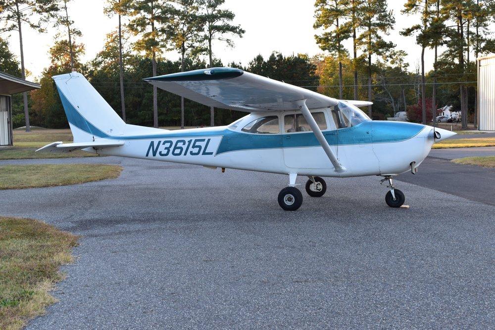 1965 Cessna 172G Photo 4