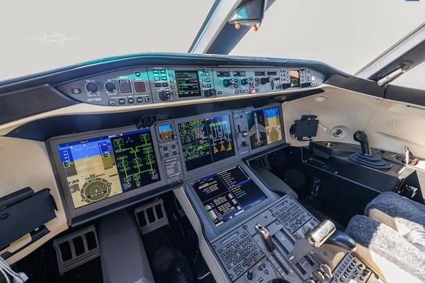 2019 BOMBARDIER GLOBAL 7500 Photo 4