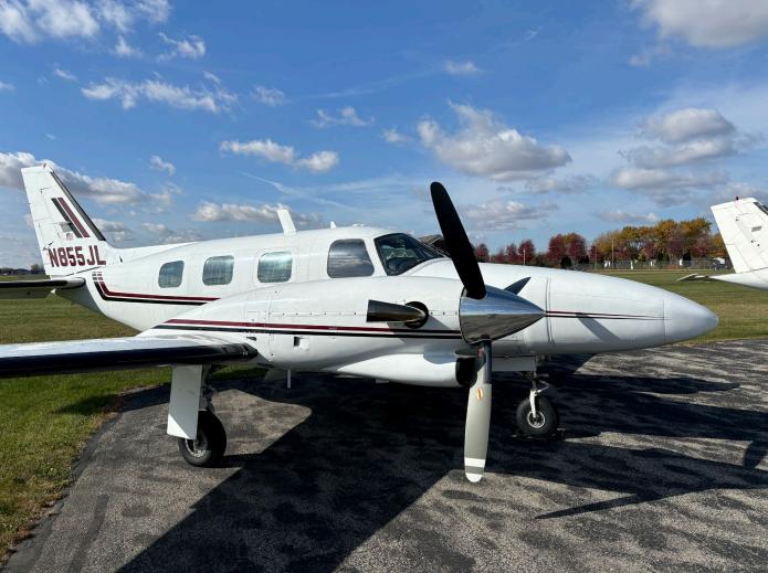 1981 Piper Cheyenne I Photo 2