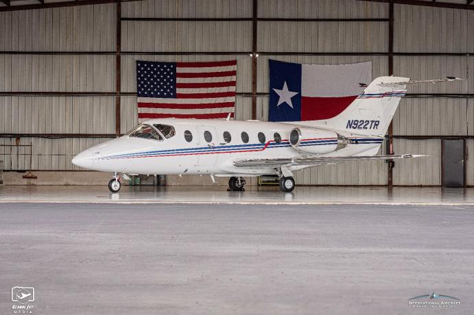 1988 Beechjet 400 Photo 2