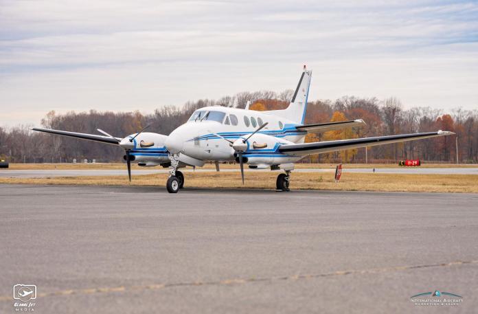 1981 Beech King Air C90 Photo 2