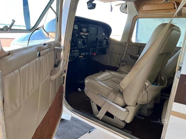 1979 CESSNA 182Q SKYLANE Photo 4