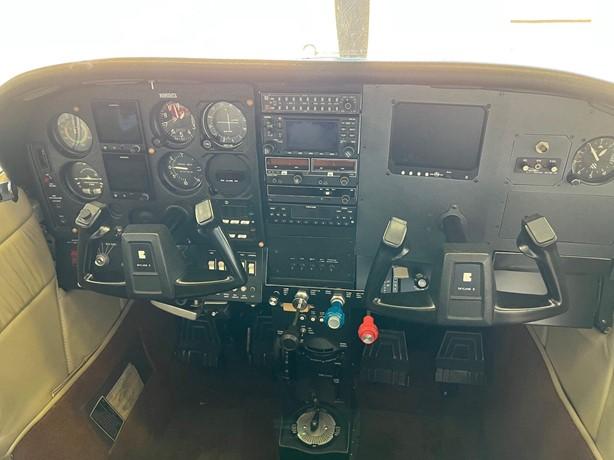 1979 CESSNA 182Q SKYLANE Photo 7