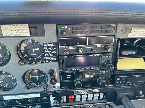 1973 PIPER CHEROKEE 180 Photo 4