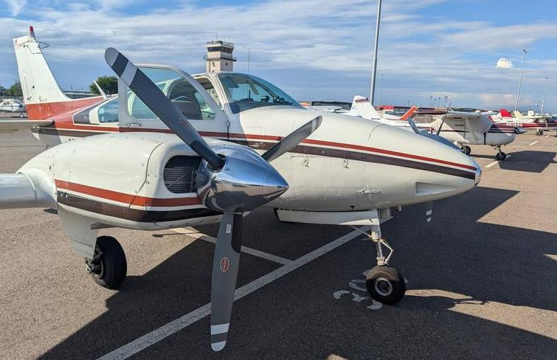 1968 Beech B55 Baron Photo 2