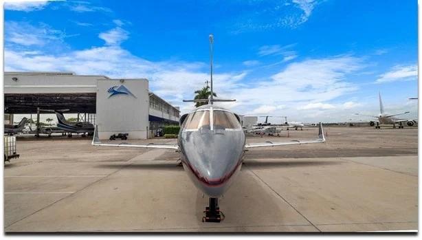 2003 LEARJET 60 Photo 3