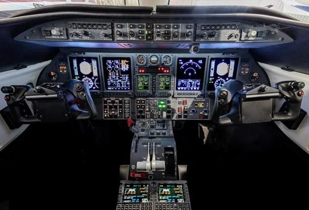 2005 LEARJET 40XR Photo 6