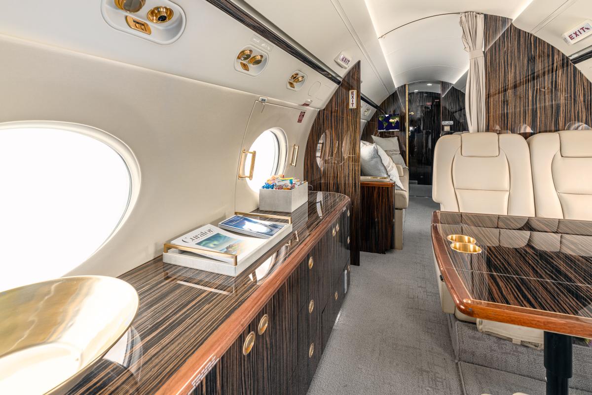 2008 Gulfstream G450 Photo 7