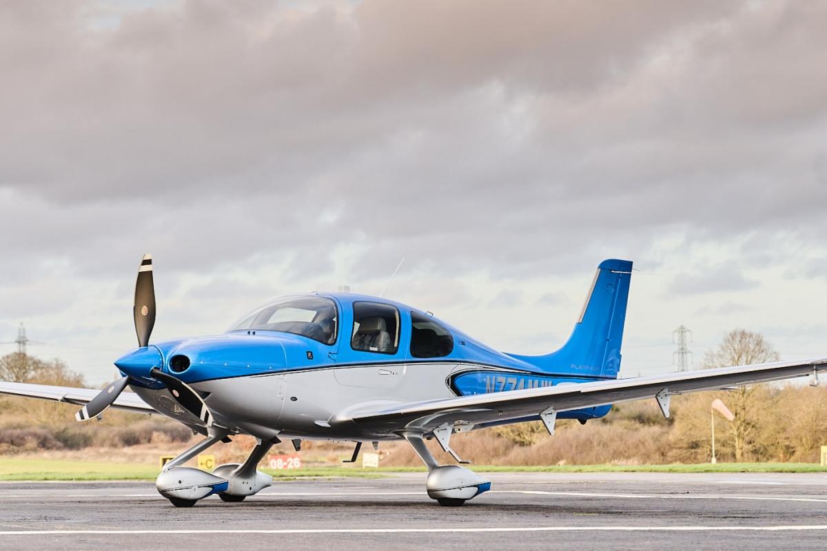 2021 Cirrus SR22T Photo 2