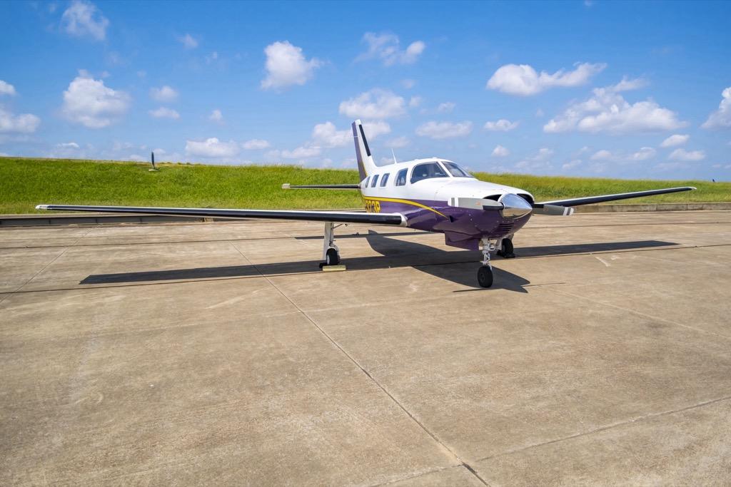 1984 Piper Malibu PA-46-310P Photo 2