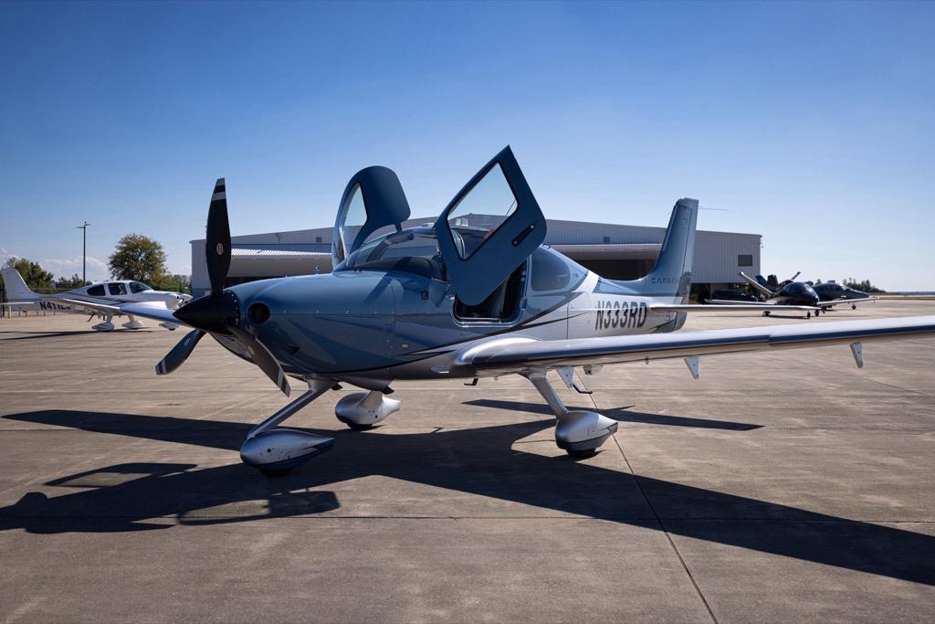 2020 Cirrus SR22T G6 GTS Photo 2