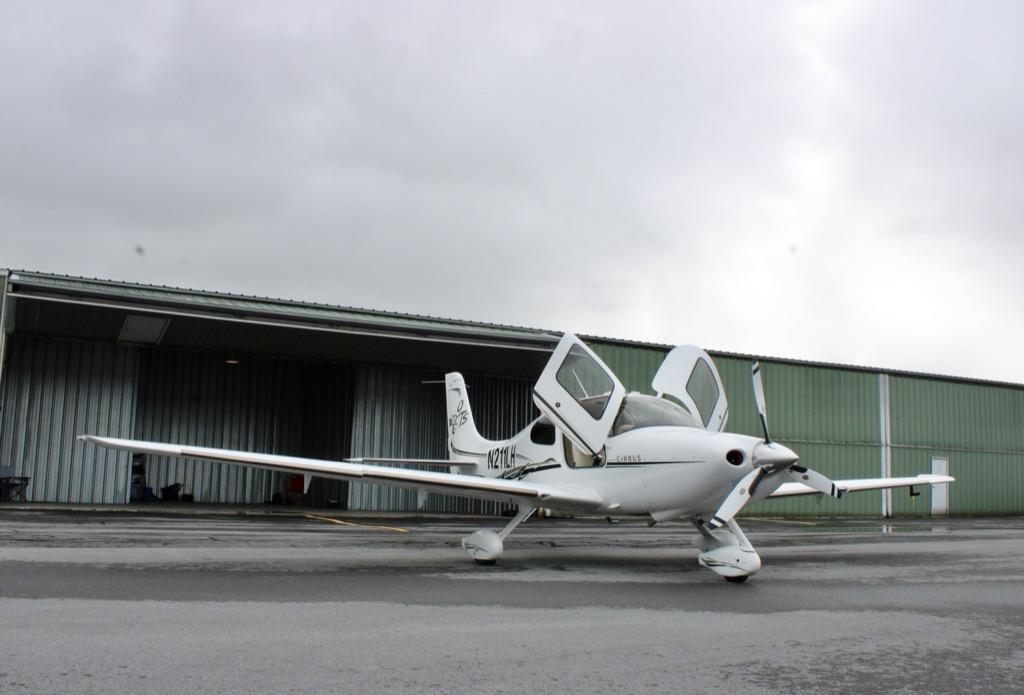 2006 Cirrus SR22 G2 Photo 2